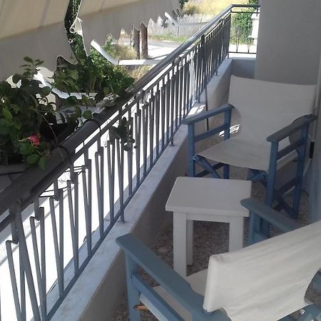 Paris House 1 Apartment Patras Bagian luar foto